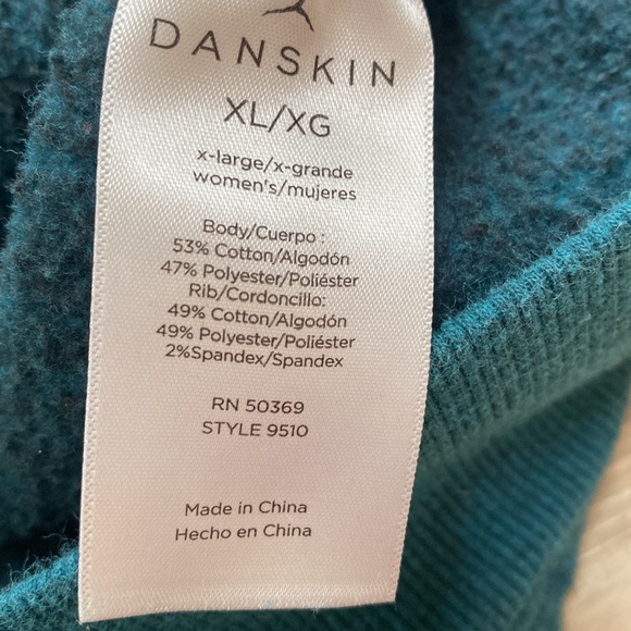 Danskin Womens XL Blue Teal Sweatshirt with Front Pocket Pullover. So cozy. - Picture 12 of 12